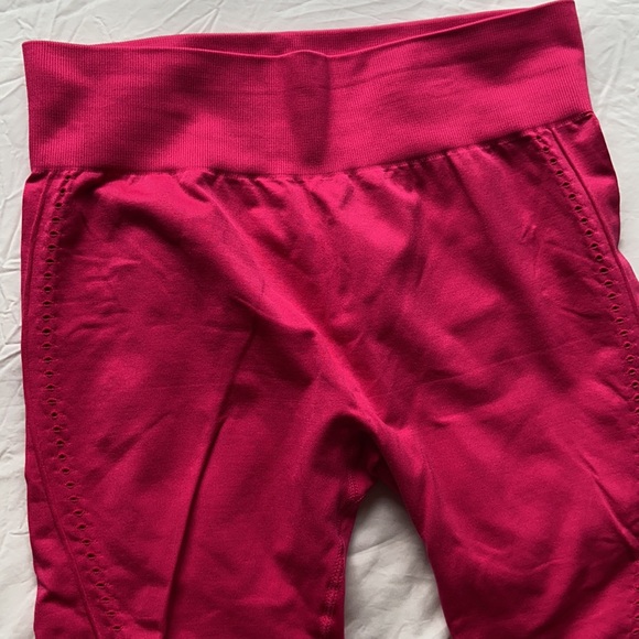 Fabletics leggings. Size medium. - Picture 3 of 3